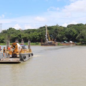 Puente sobre el Río Chagres