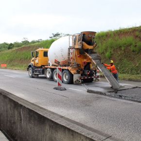 Mantenimiento y Reparación Autopista Don Alberto Motta