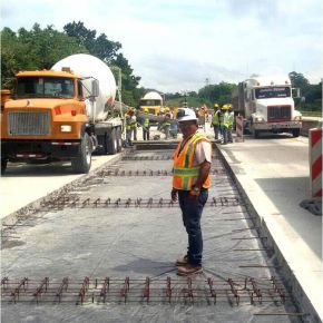 Mantenimiento y Reparación Autopista Don Alberto Motta